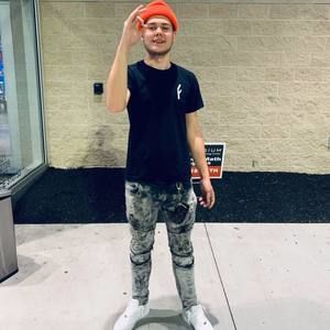 Meet your Posher, Tanner